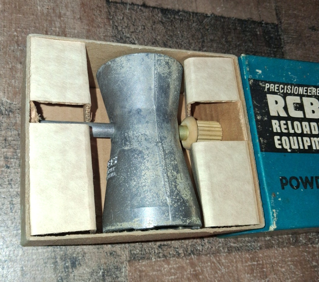 Vintage RCBS Powder Trickler Precisioneered Reloading Equipment w/Box Read