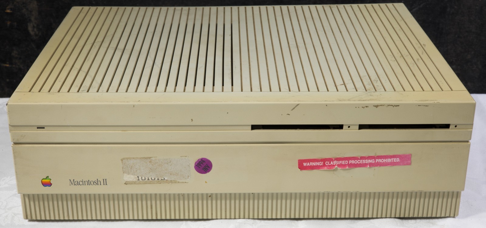 Vintage Apple Macintosh II M5000 68020-16 untested parts or repair F8190WX