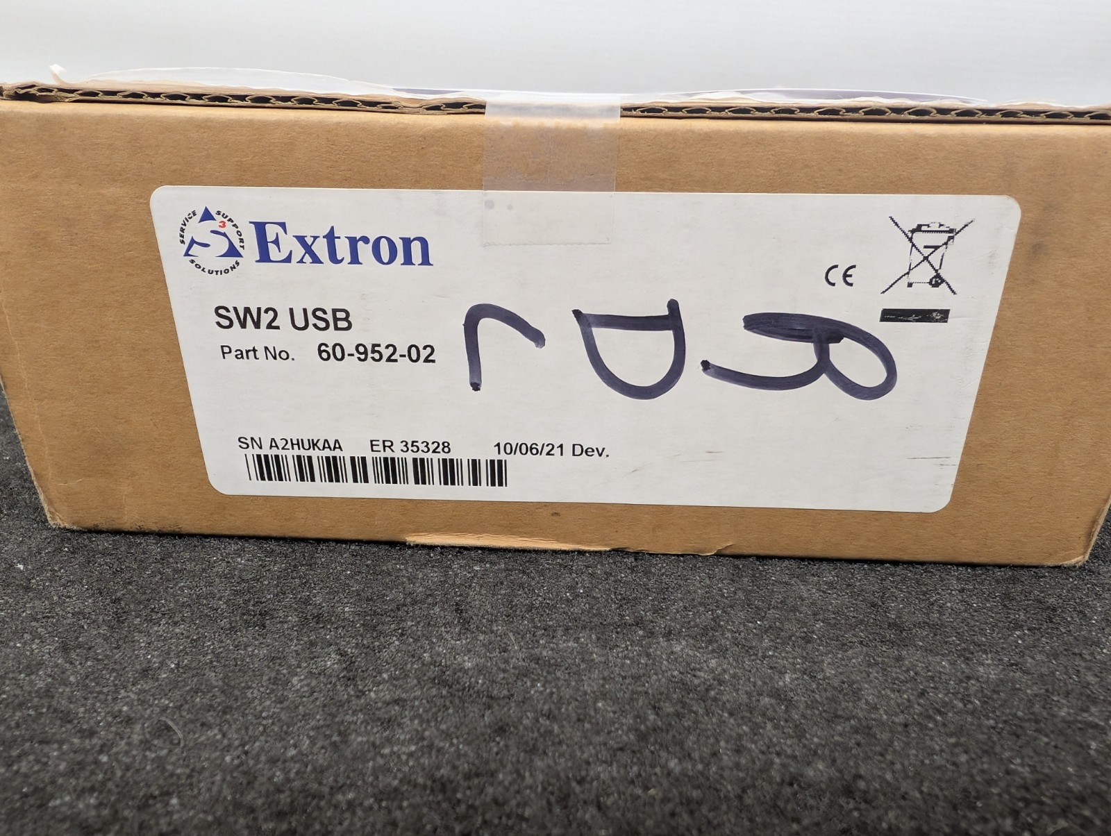 New, Extron, 60-952-02, SW2 USB Two Input USB Switcher