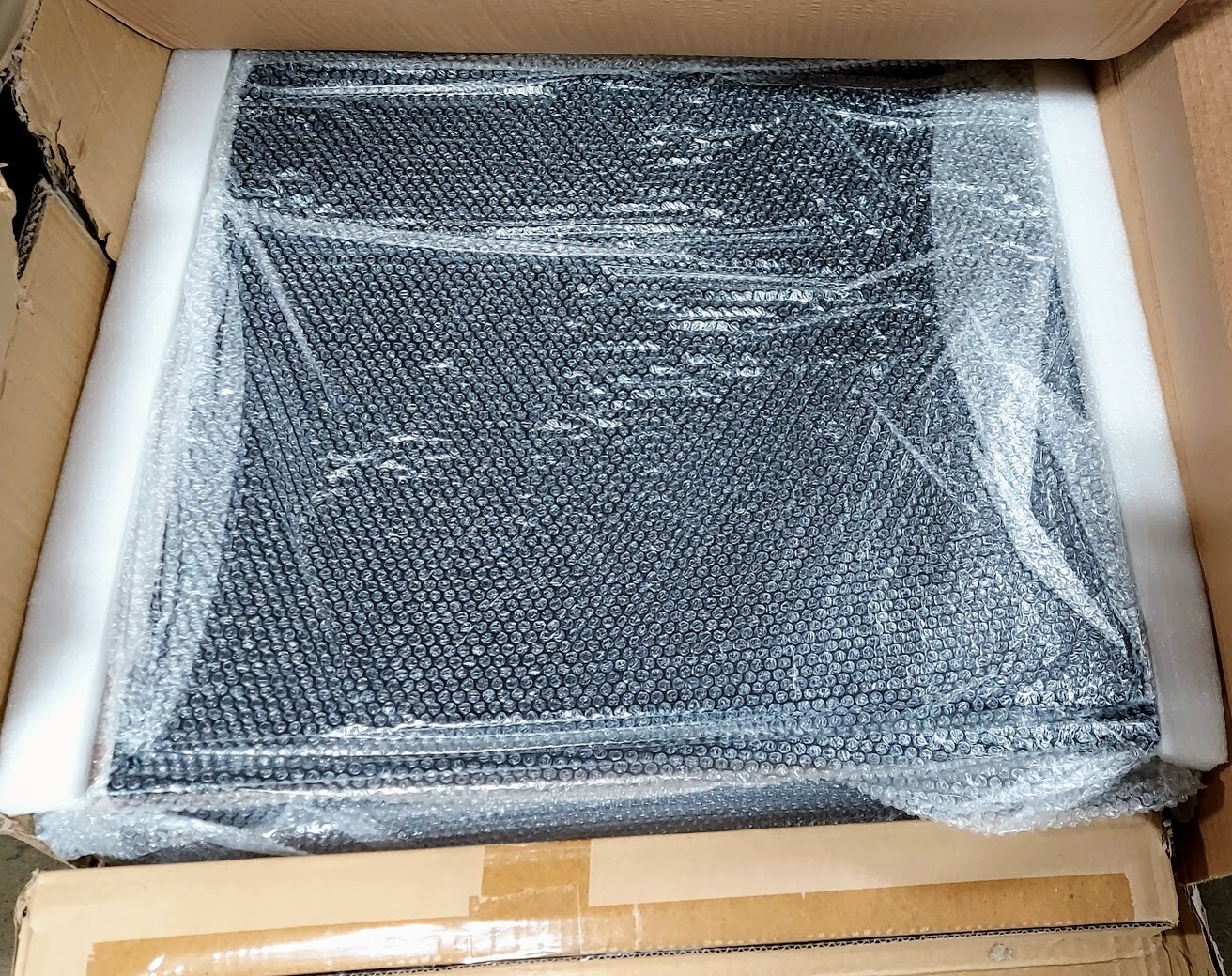 NavePoint Performance Series 12U 600mm Networking Cabinet - Black