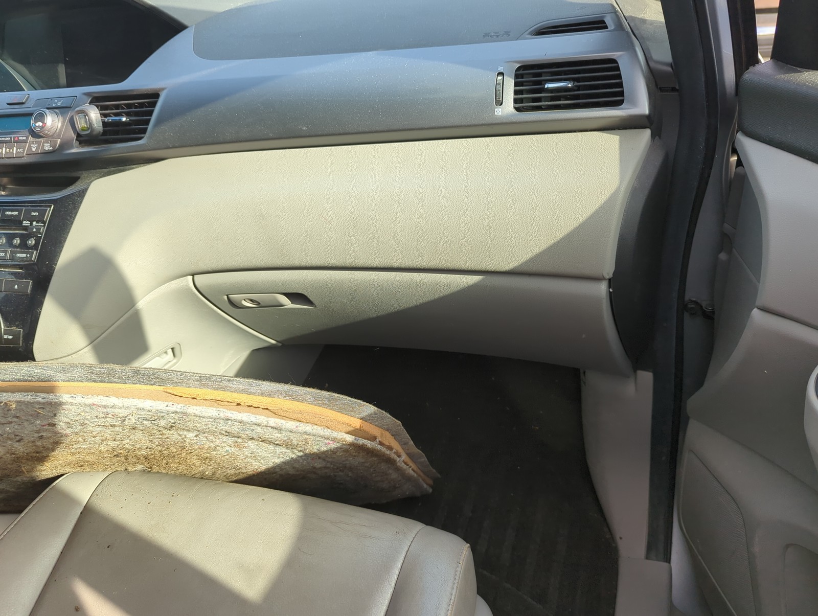 2013 Honda Odyssey Passenger Glove Box Door Storage Compartment HY0EP