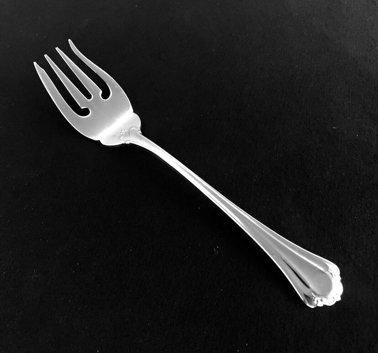REED & BARTON Stainless MANDOLIN Korea SALAD FORK 6 1/2" QUANTITY AVAILABLE