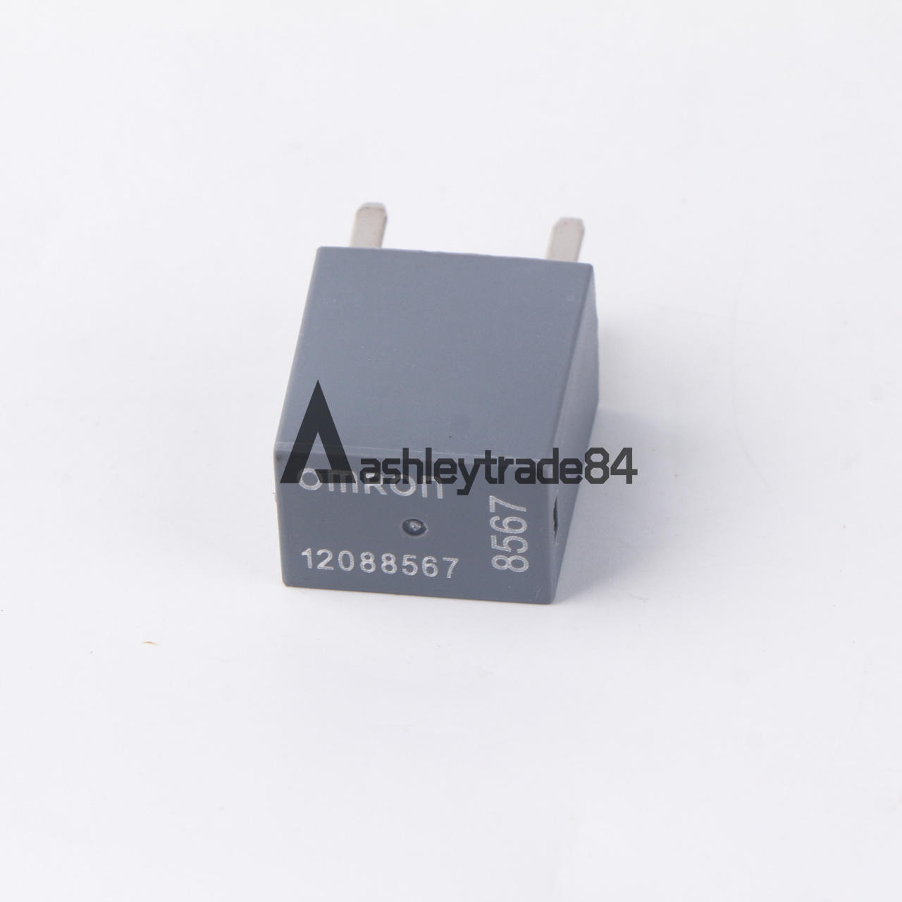 ONE NEW OMRON 12088567 RELAY 4PIN