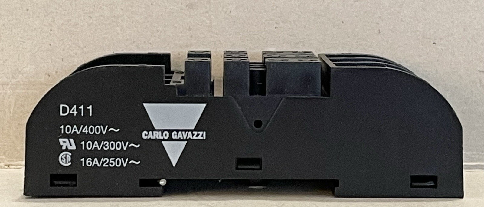 Carlo Gavazzi D411B 11 Pin Socket Panel Accessory