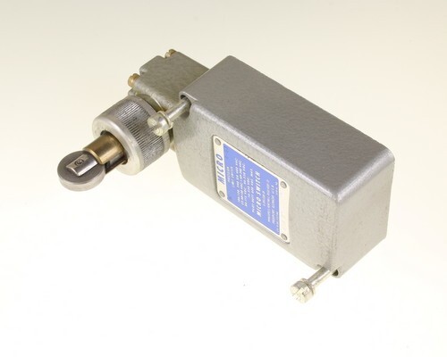 203LS1 Honeywell MicroSwitch Limit Switch