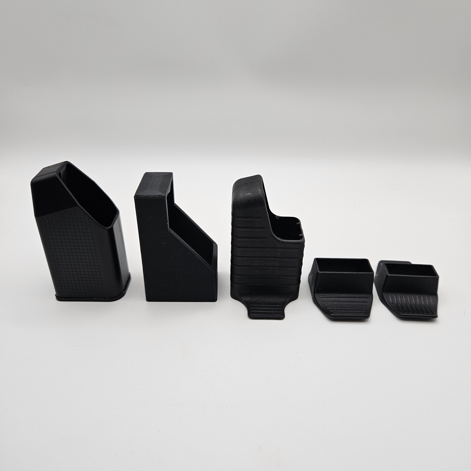 Handgun Magazine Speed Loader Lot  Various sizes