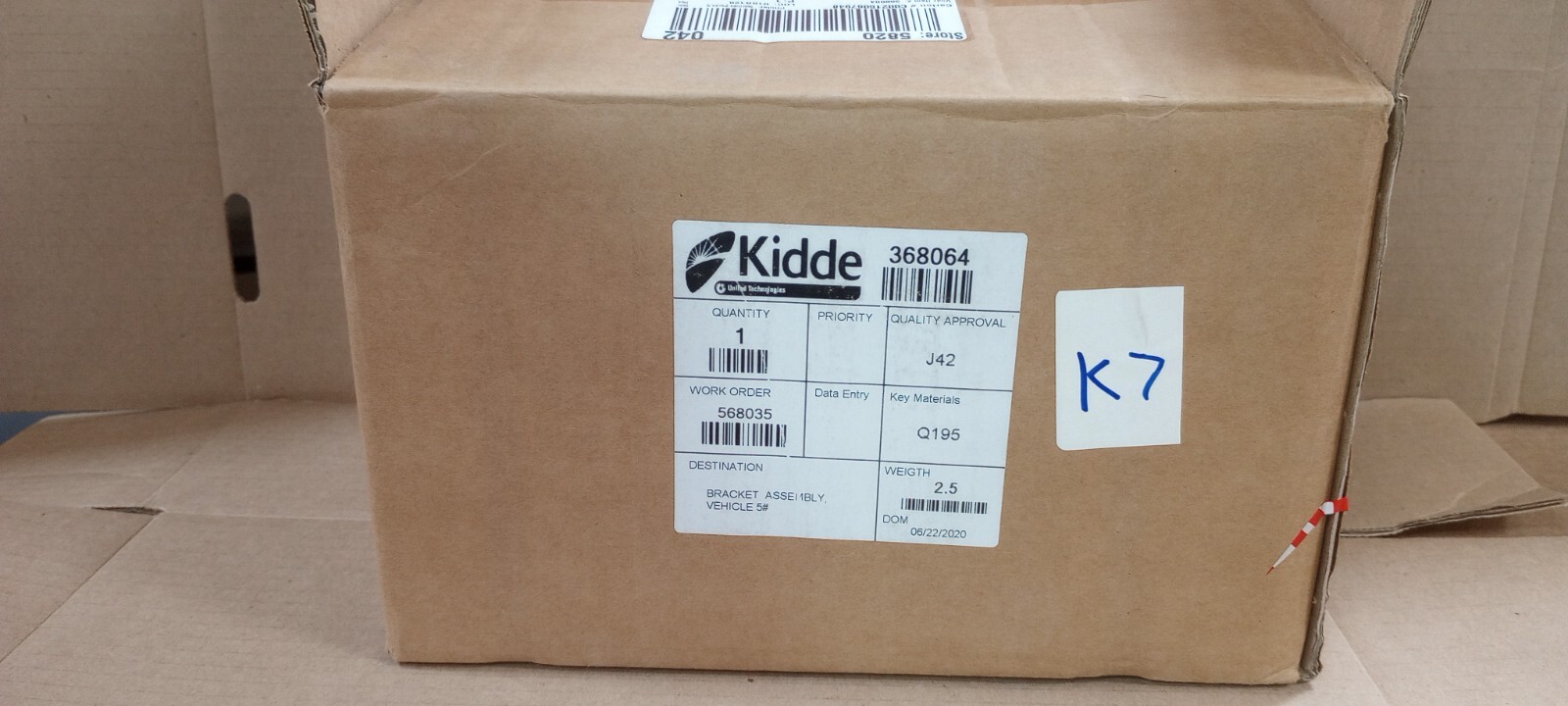Kidde 368064 Fire Extinguisher Bracket, Marine/Vehicle, 5 1/4 In, 5 Lb, Black