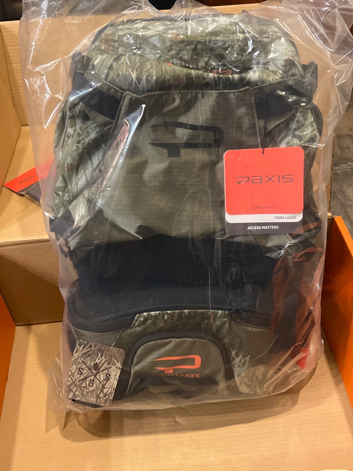 NWT! Paxis Twin Lakes Long Range Grass Swing Arm Hiking Backpack plus 2 freebies