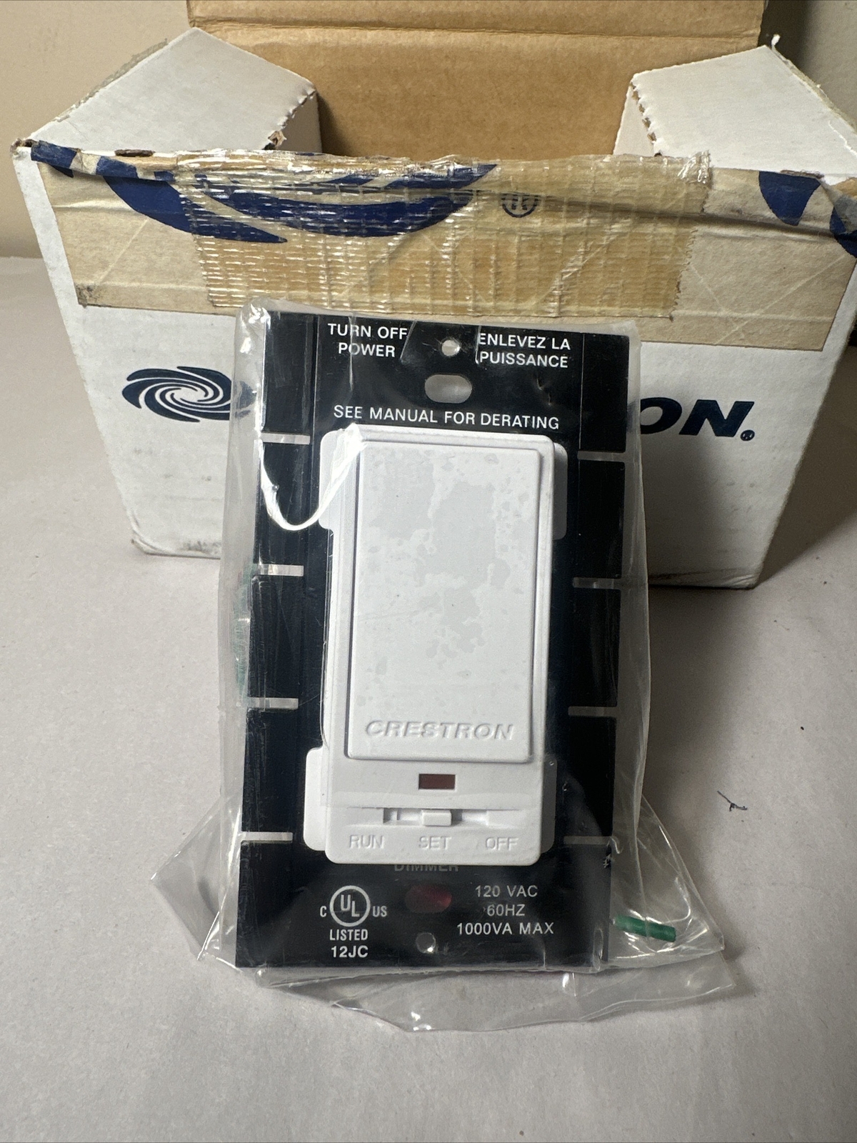 Crestron CLW-DIM1RFW-S Dimmer - White - NEW  6501571