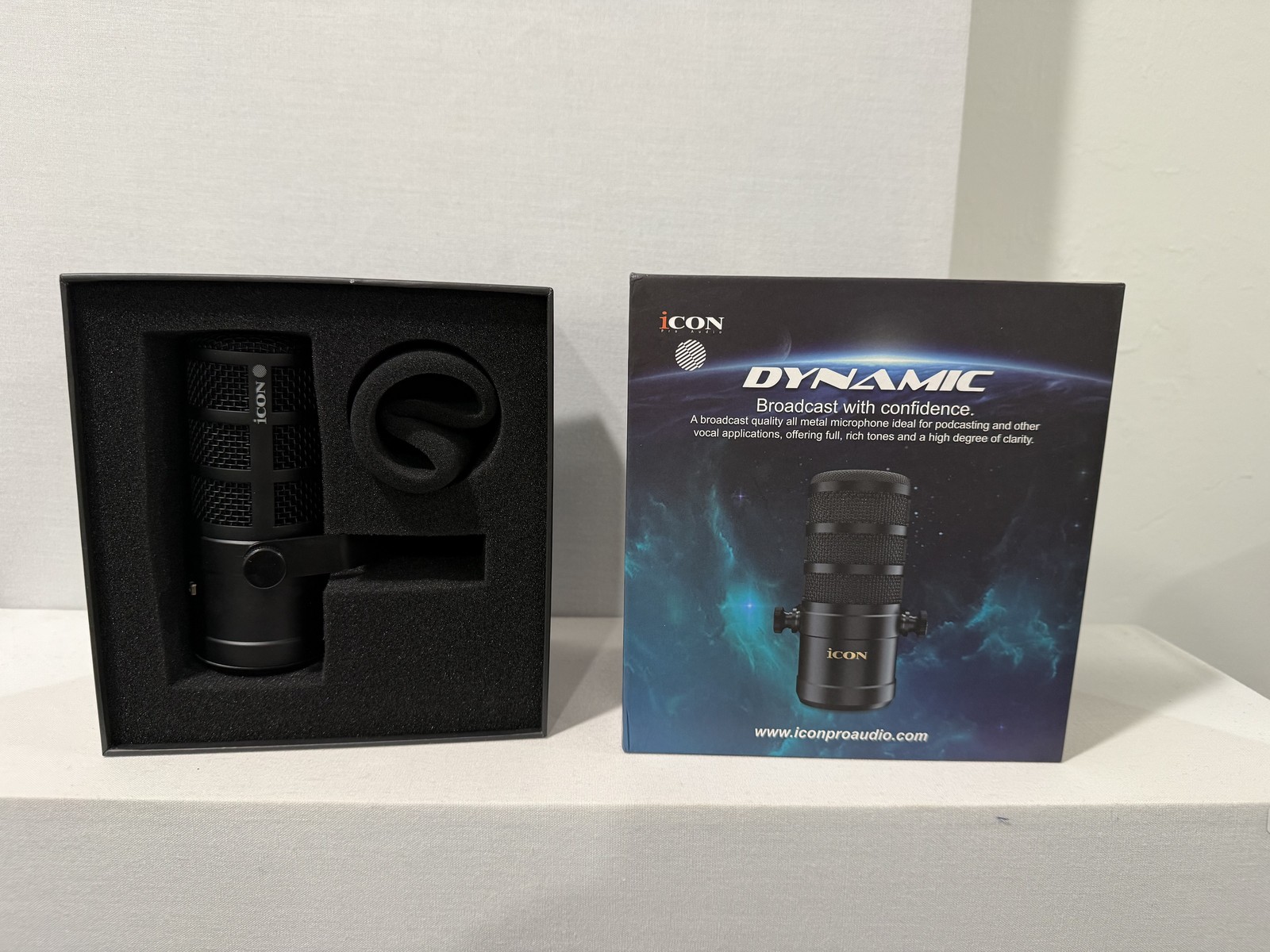 iCON DynaMic Broadcast Dynamic Microphone Open Box Display Model