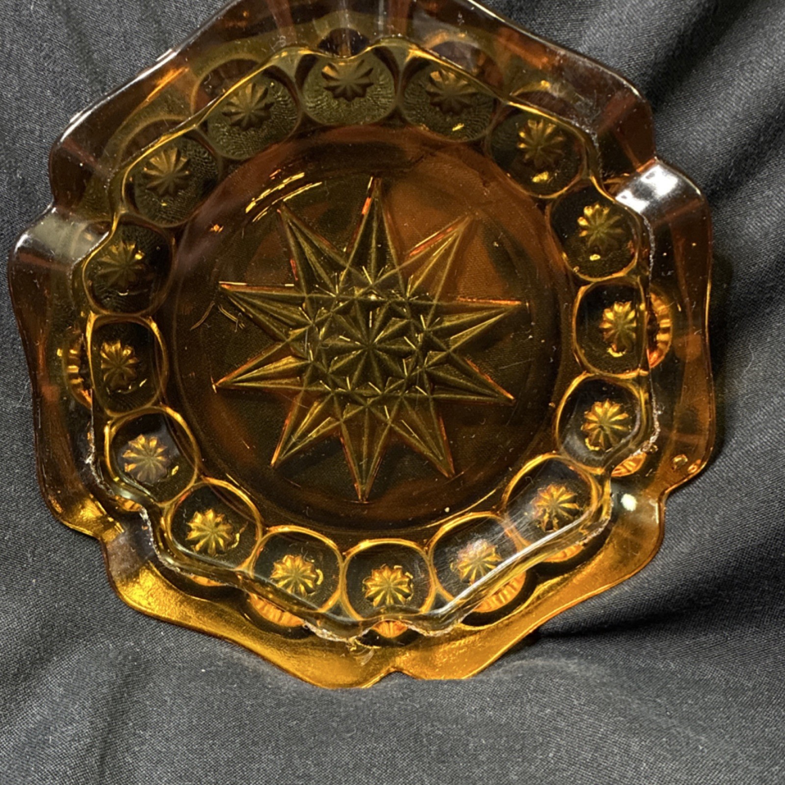 LE Smith 6 sided Ashtray with Moon and Stars