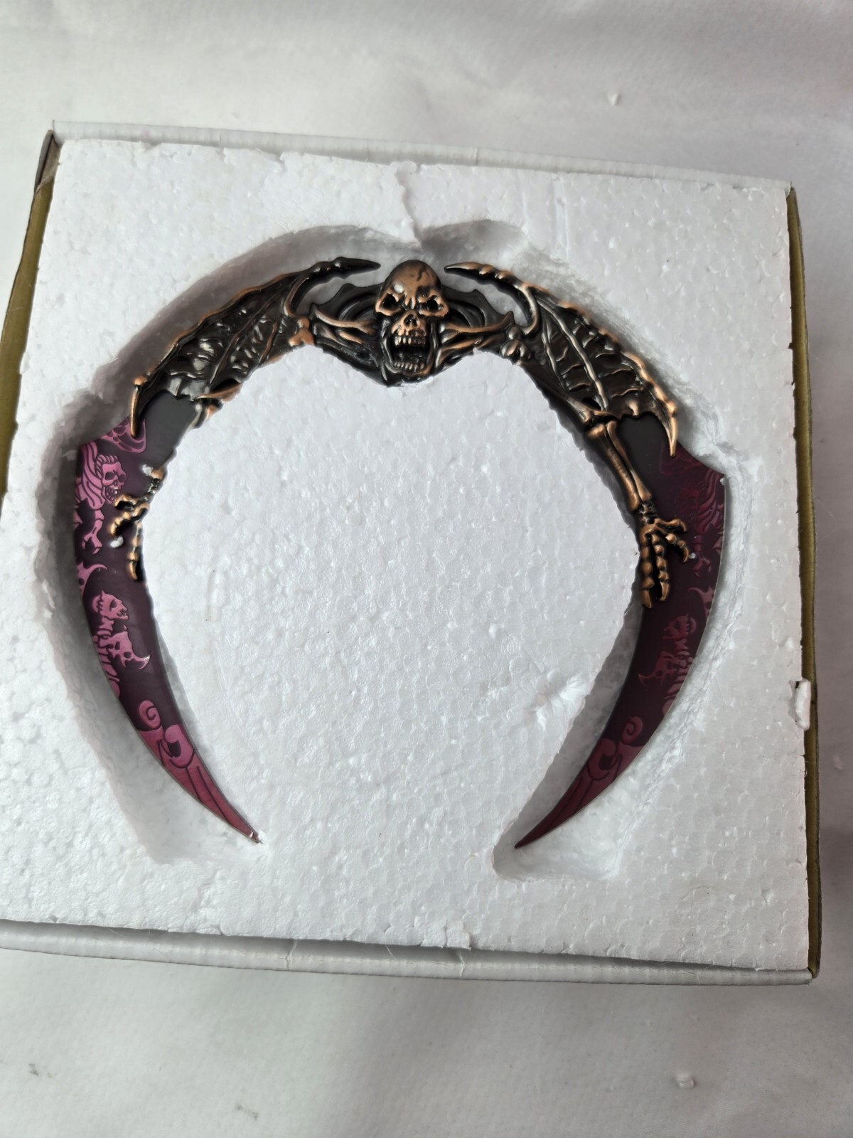 6” Waning Blood Moon Skull Dagger