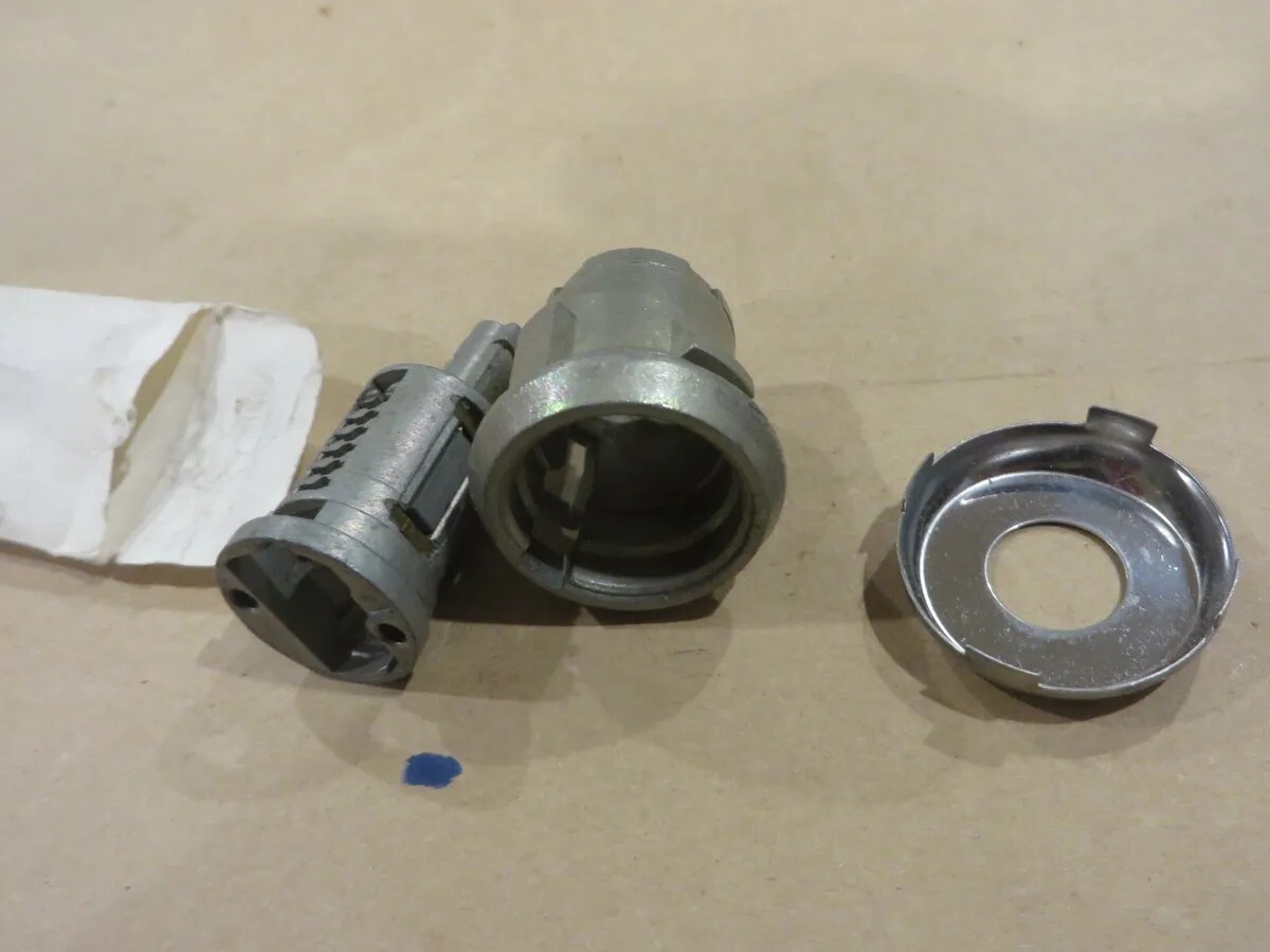 OEM # 12398556 GM General Motors AC DELCO OEM DOOR LOCK CYLINDER TUMBLER