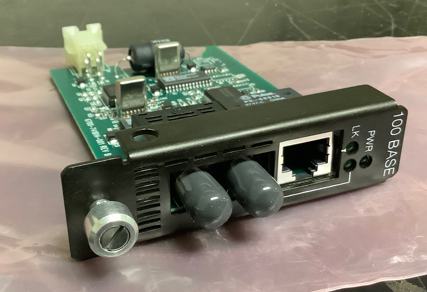 Lancaster 7000 Series Twister Media Translator Interface 100 Base | Model 7418