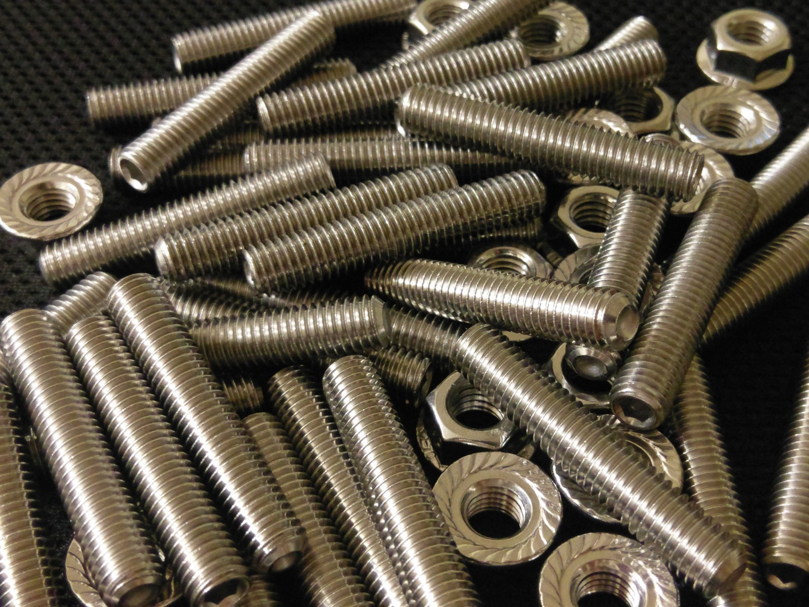 Suzuki SV650 Stainless steel exhaust studs and flange nut kit SV 650 SV 1000