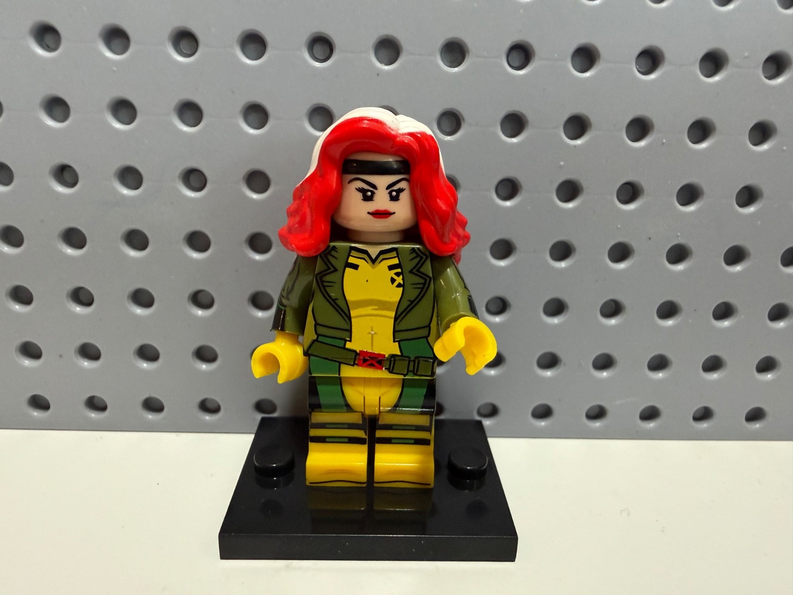 LEGO Marvel X-Men Rogue Custom Minifigure