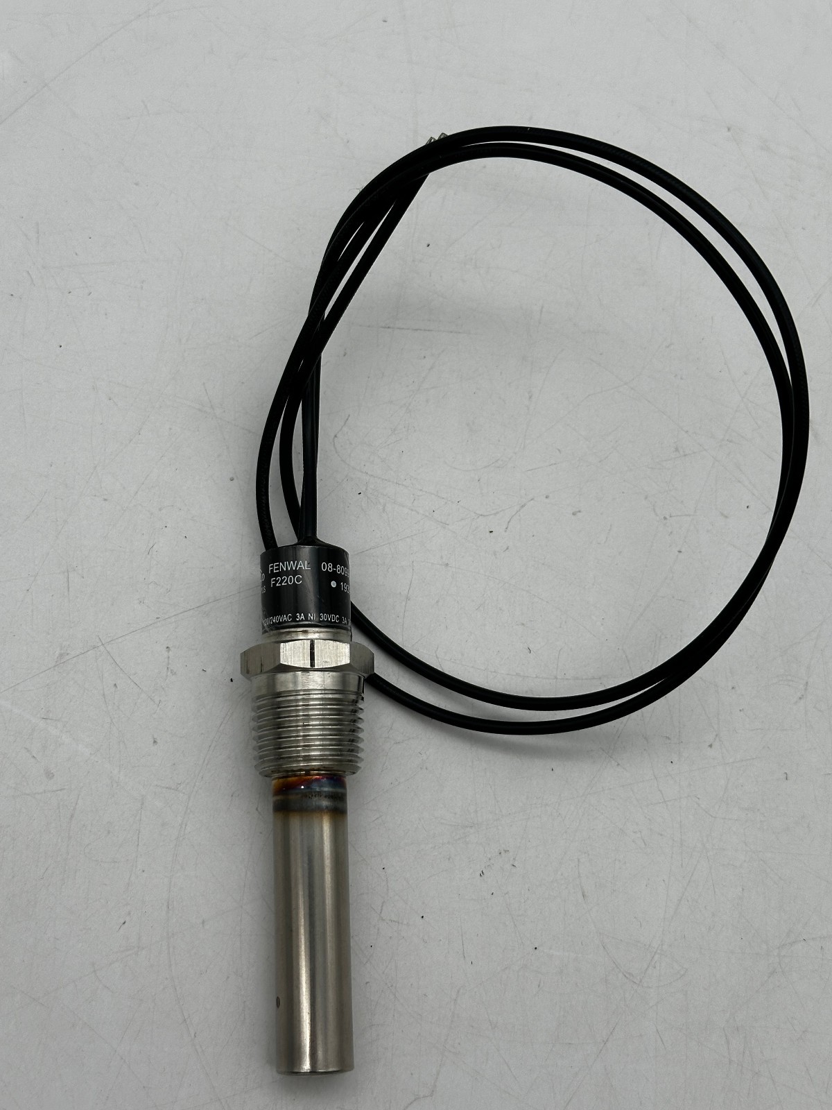 NEW! -  Fenwal 08-809961-009 Temperature Switch Sensor 120/240VAC 3A - Open Box