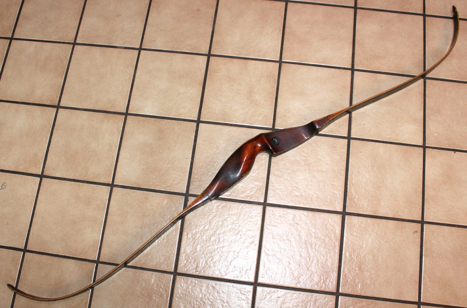 Herters Perfection 62 RH Recurve Bow - 40# Draw 28" Pull - Vintage - READ