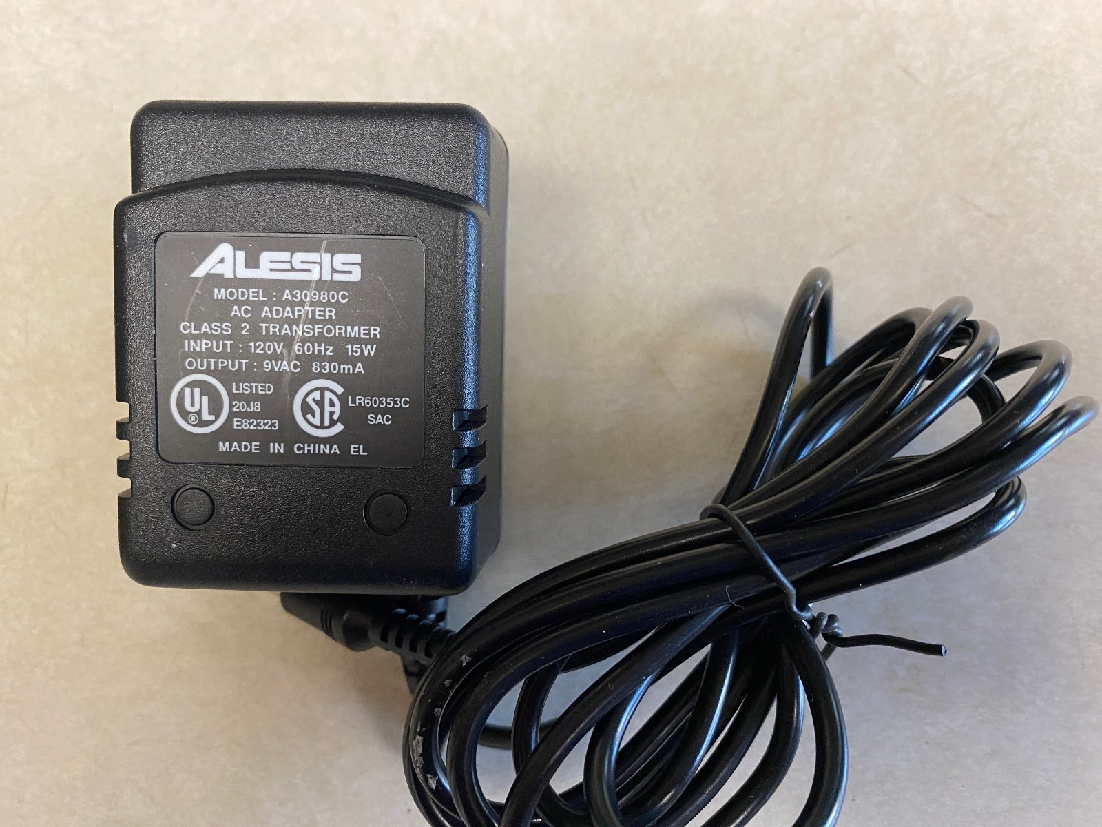Nanoverb 18 Bit Digital Effects Processor by Alesis