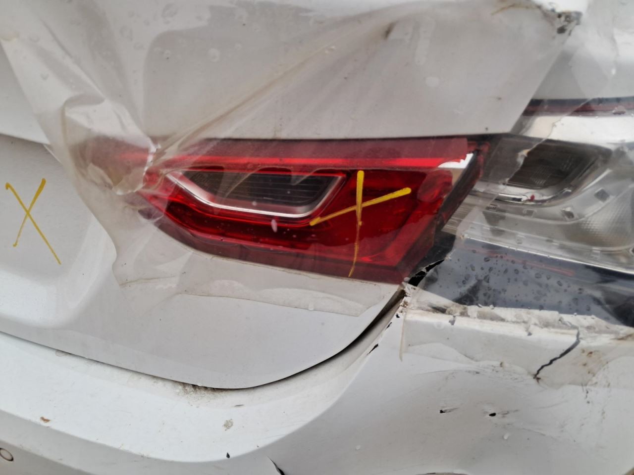 MALIBU 2021 Glove Box 4918024