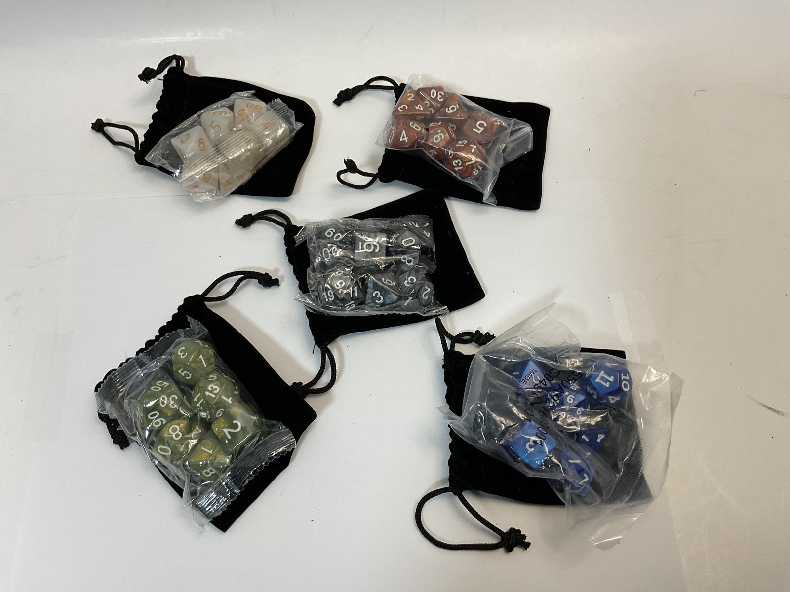 Polyhedral Dice Set 5 Colors RPG DnD Pathfinder Complete Sets Velvet Bags New