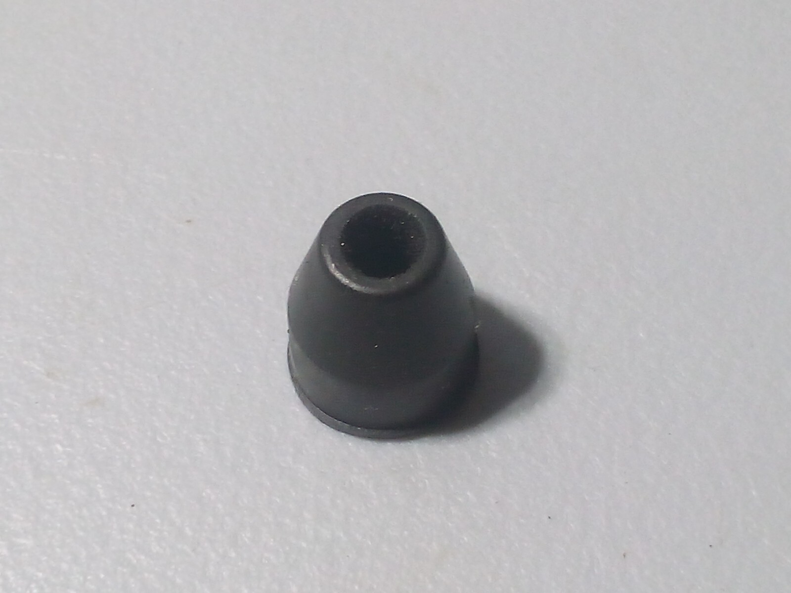 New Arctic Cat Snowmobile Spark Plug Wire Grommet 3000-193 '71 - '75