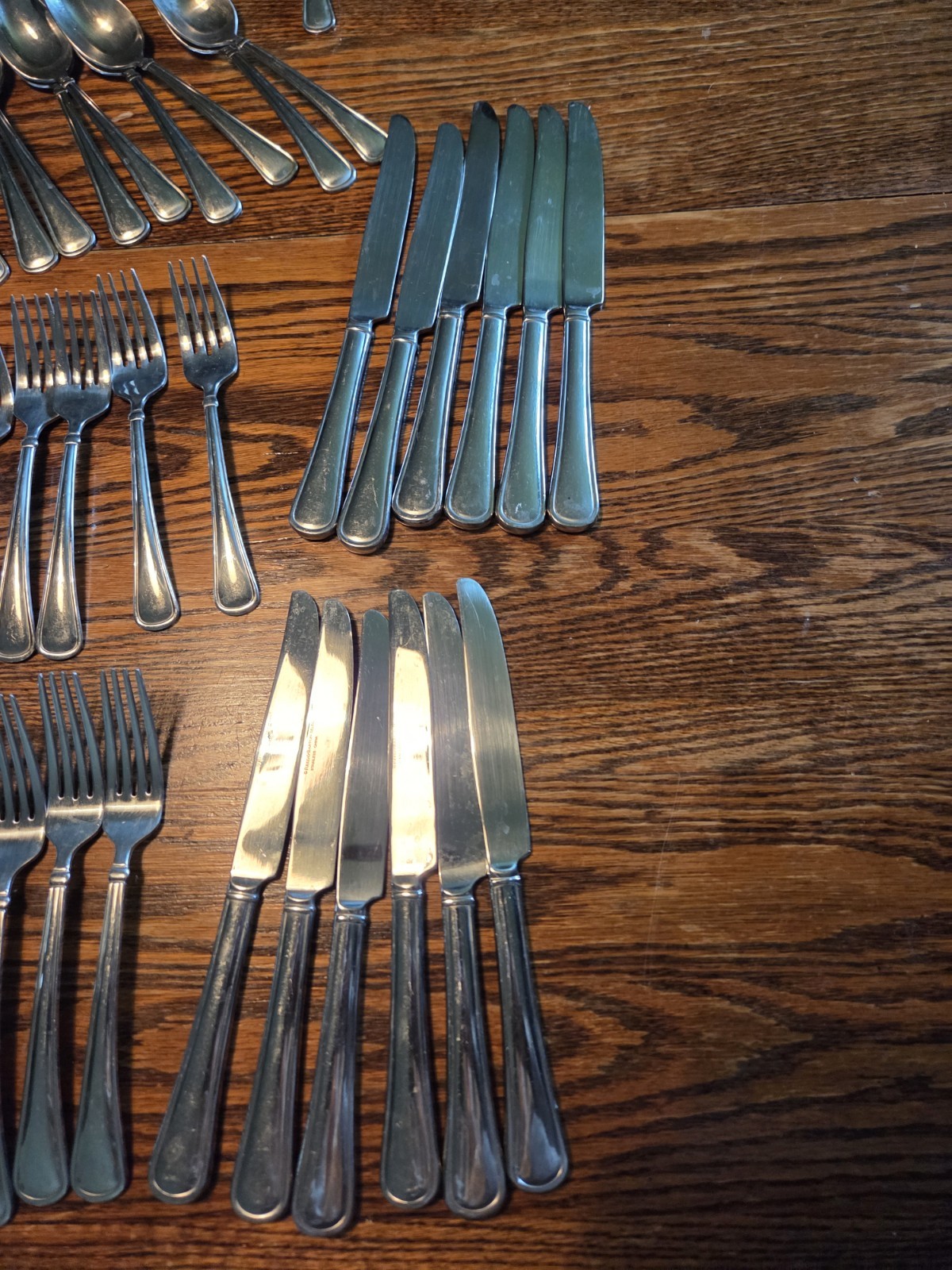 71 Pcs Reed & Barton MENDON Select 18/10 Stainless Flatware W/ Large Serving Pcs