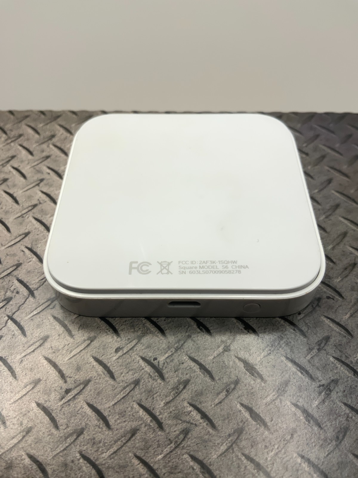 Square - Old Square Reader Model S6 *NO CORDS, USED, UNTESTED* Read Description