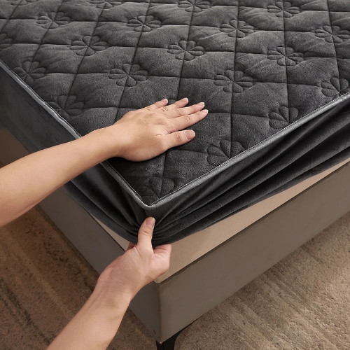 Velvet Mattress Pad Adjustable Fitted Sheets Bed Covers Anti-bacterial Pad