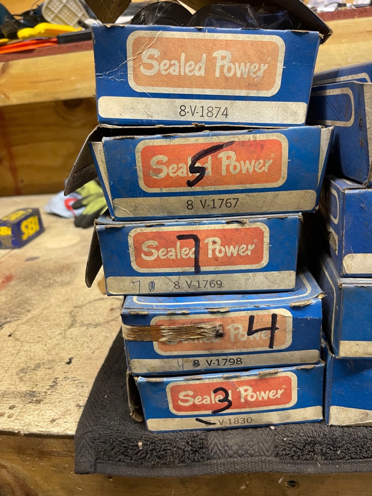 sealed power v1830  valves """READ THE LISTING "" 3 of them keller