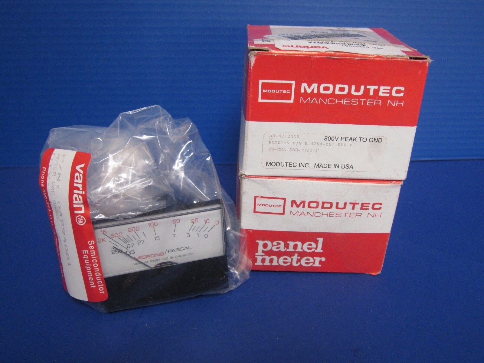 VARIAN  B-04294001 / MODUTEC 00-821235B Meter Gauge, 0-2K Microns - Lot of 2