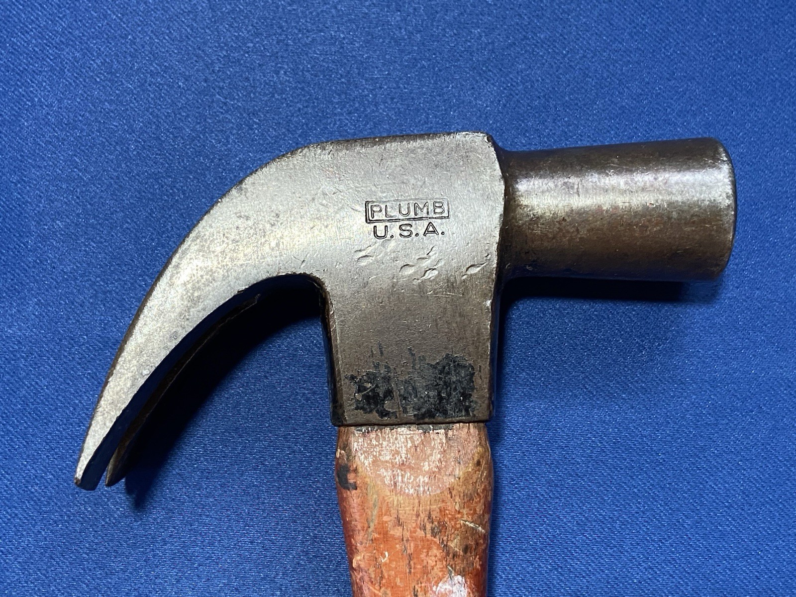 PLUMB USA Curved Claw Hammer