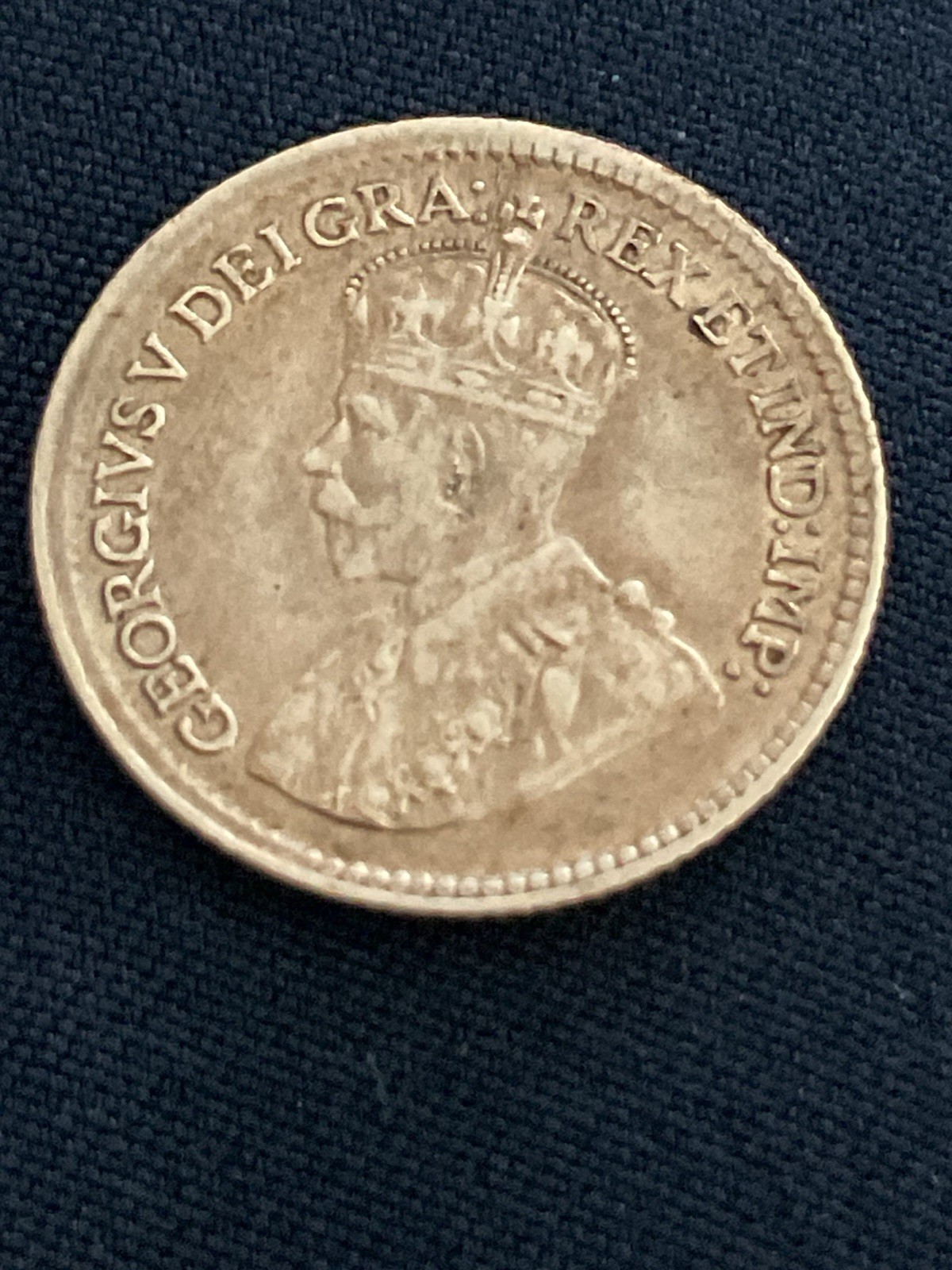 1917 Canada King George V SILVER 5 CENTS! High Grade! Old Canadian Coin!