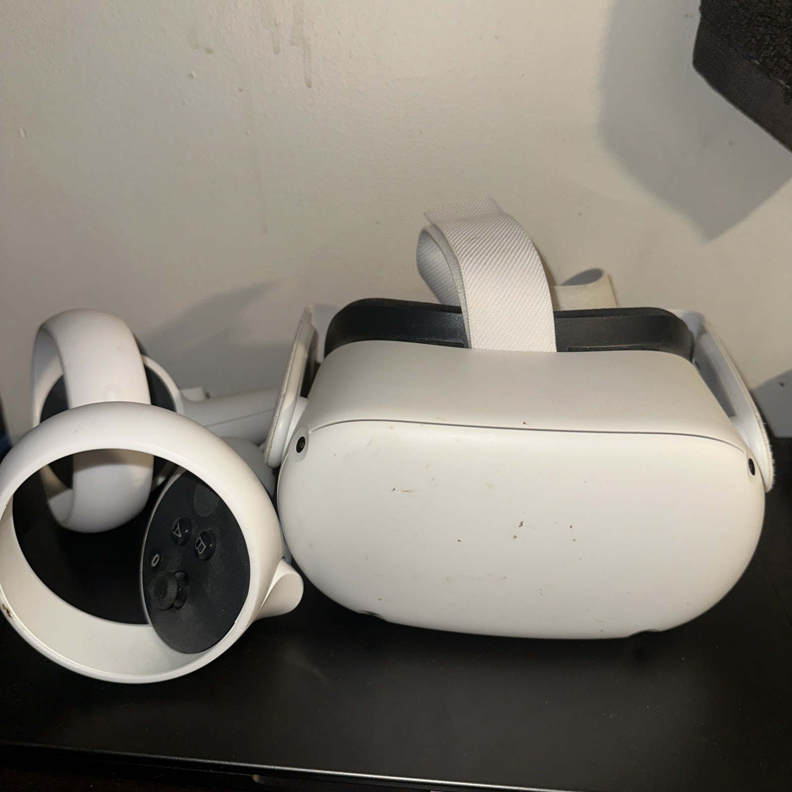 Meta Quest 2 VR Headset