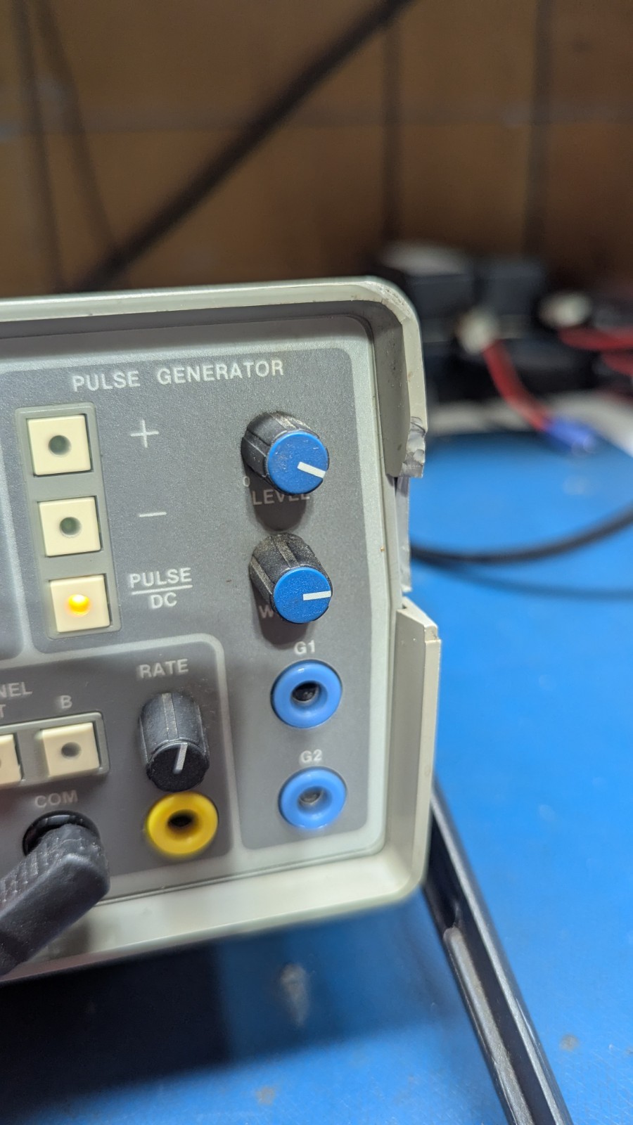 Huntron Tracker 2000 Circuit Analyzer