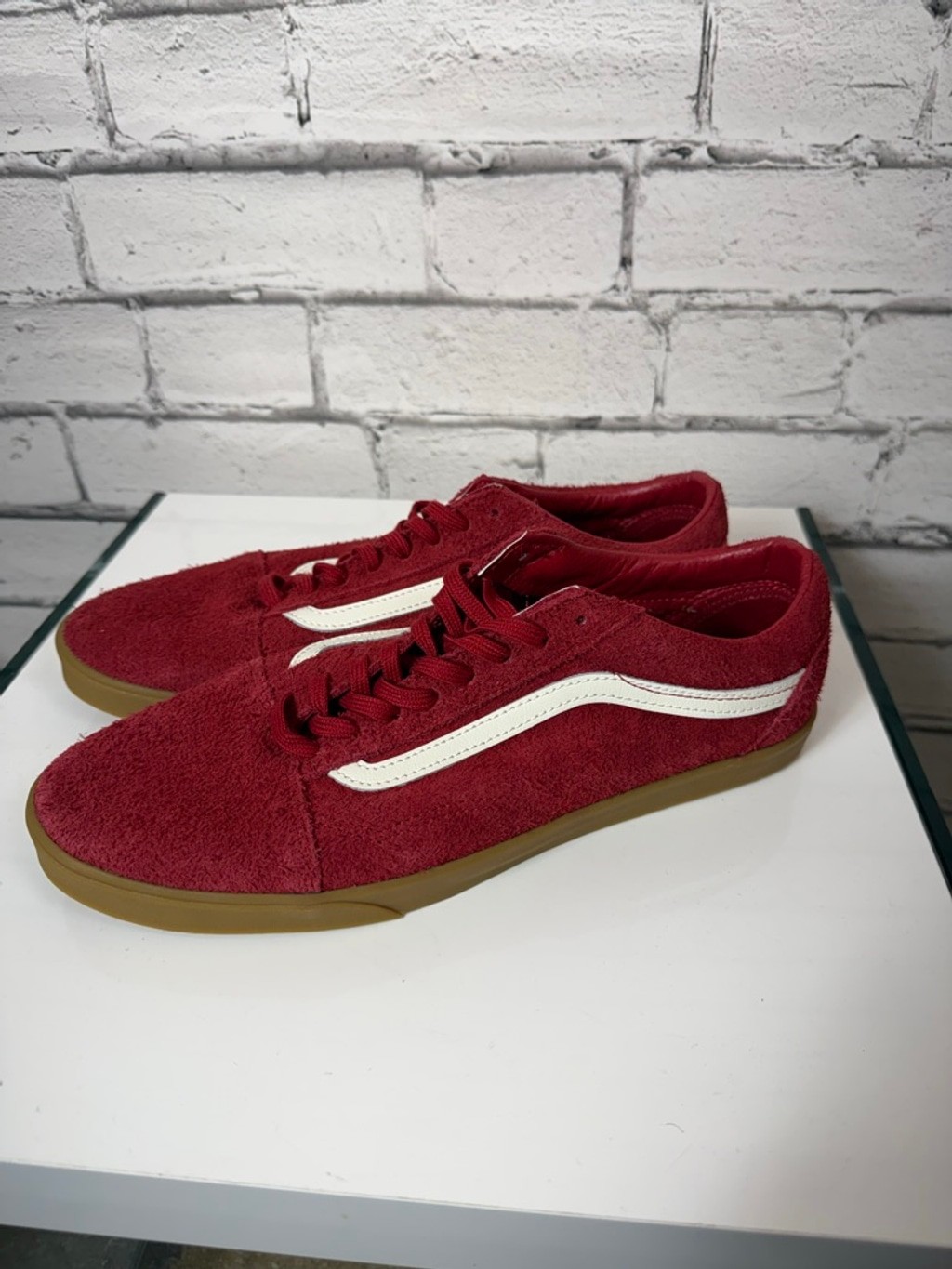 Men's Vans Old Skool Low Pro Red Suede Sneakers White Stripe size 10.5 NWOT
