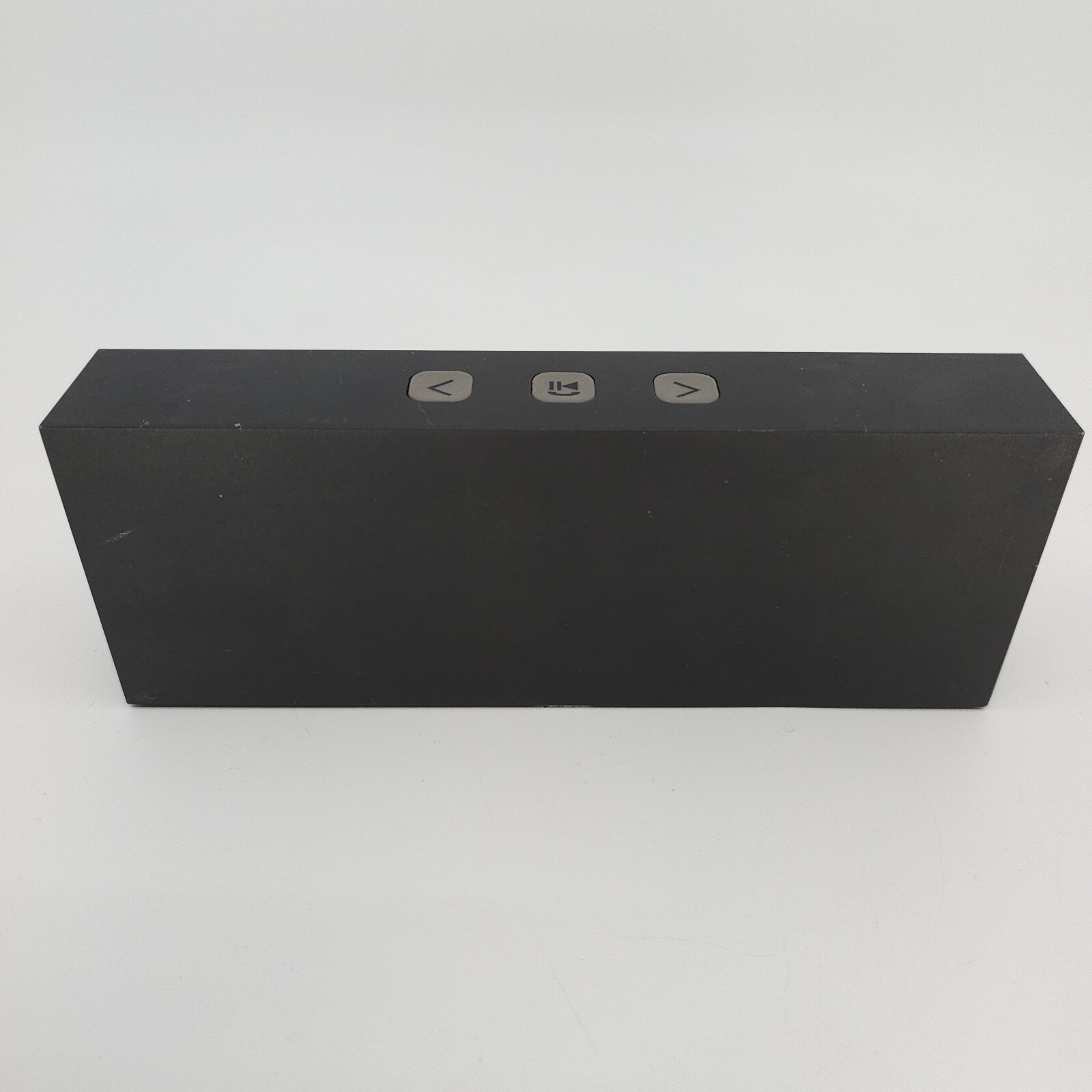 HMDX Titanium Wireless Bluetooth Speaker Model HX-P470 - Tested Working