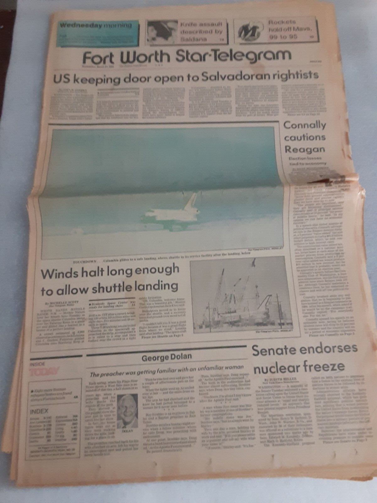 SPACE SUTTLE COLUMBIA HISTORICAL RELATED ITEMS