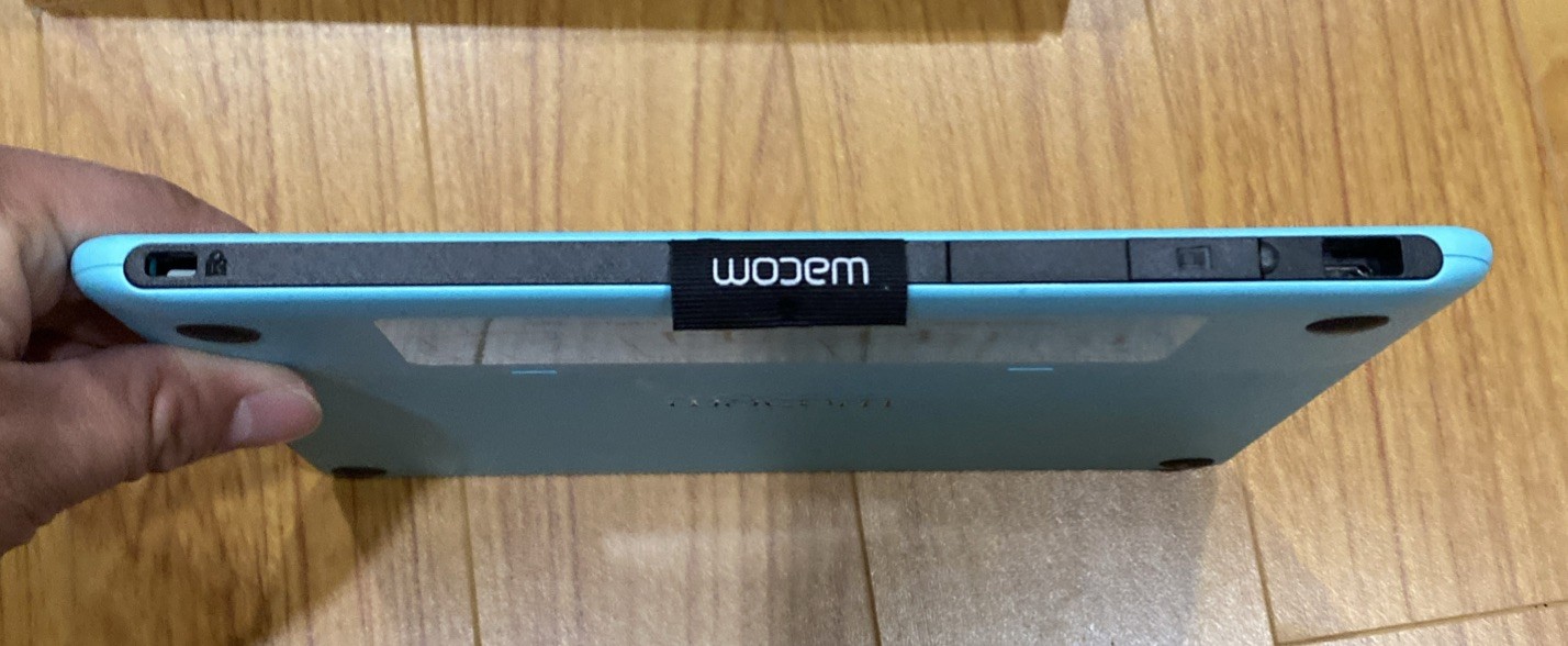 Wacom Intuos Drawing Tablet in Box CTL4900B Aqua - Excellent Working