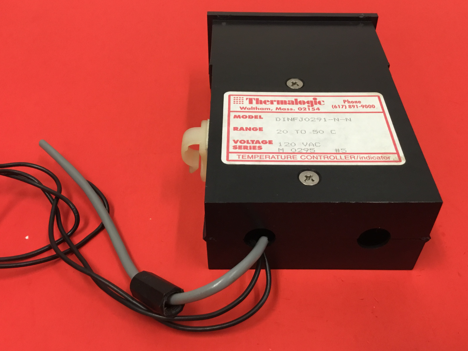 Thermalogic - P/N: DINFJ0291-N-N - Temperature Controller