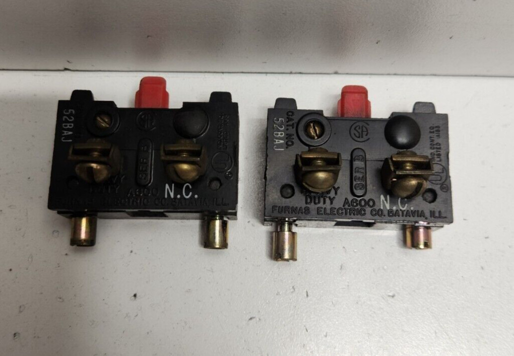 LOT OF 2 GUARANTEED! SIEMENS SER.B 10A 600V N.C. CONTACT BLOCKS 52BAJ