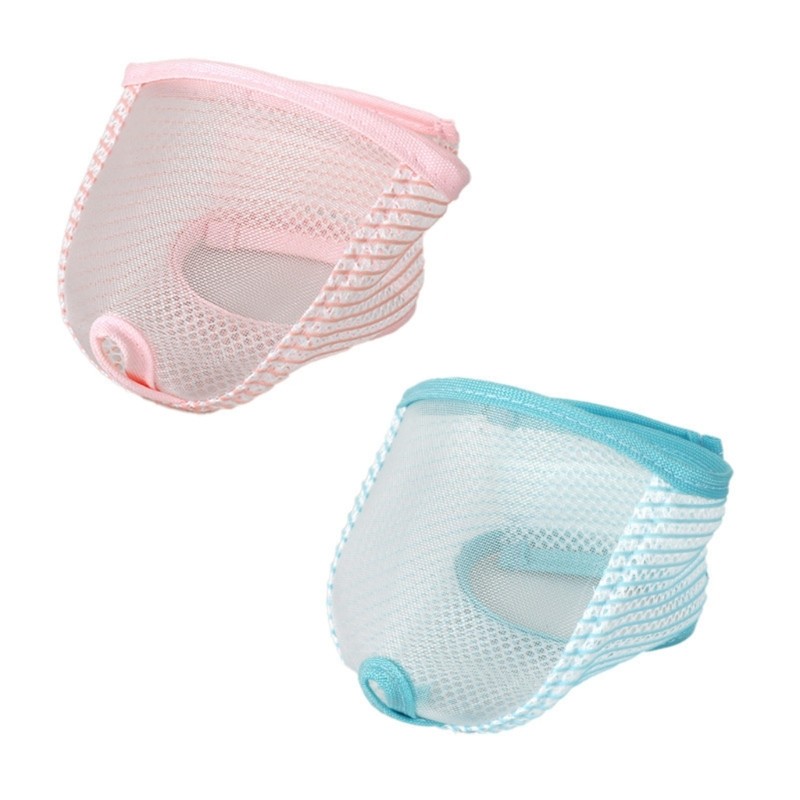 Breathable Mesh Cats Grooming Muzzle with Adjustable Size for Daily Use