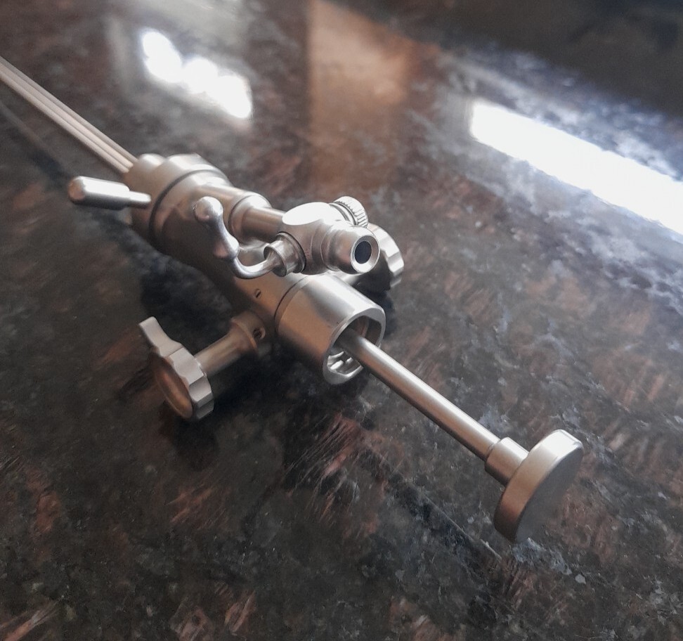 Deflecting Mechanism Similar To Storz 27026E For Single Catheter/instrument