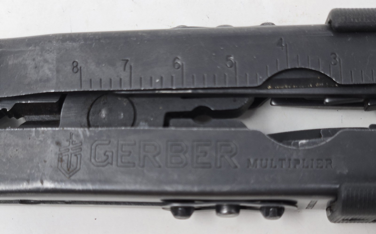 Gerber Multi-Plier 600 Carbide Multiplier Multitool Knife Pliers With Case Black