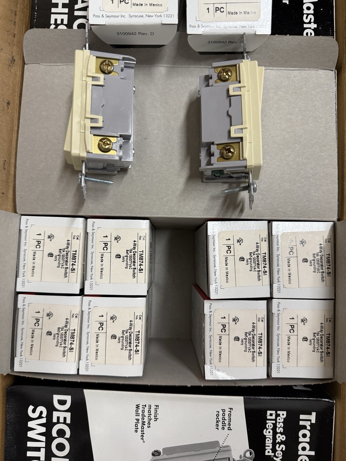 10 PACK - 4-way Ivory Switch 874-i   15A 120/277V Decora Rocker Switch