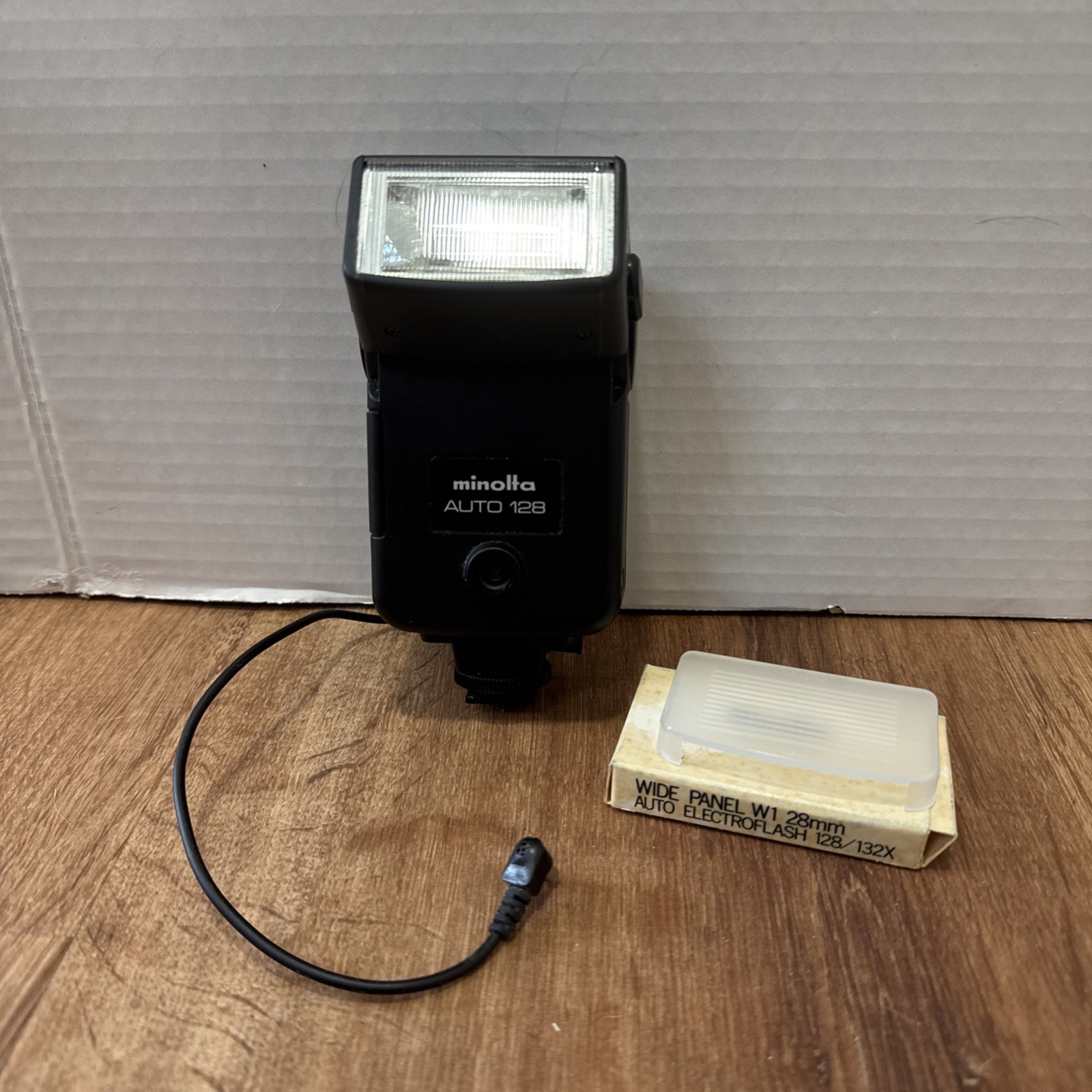 Genuine Minolta Auto 128 Flash Tested Working  With Cord Cover Excellent