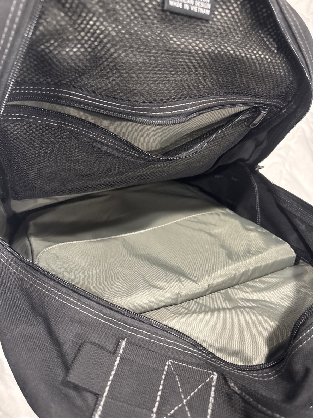 Maxpedition Black Tactical Backpack Nylon Multiple Compartments Bungee Cord Zip
