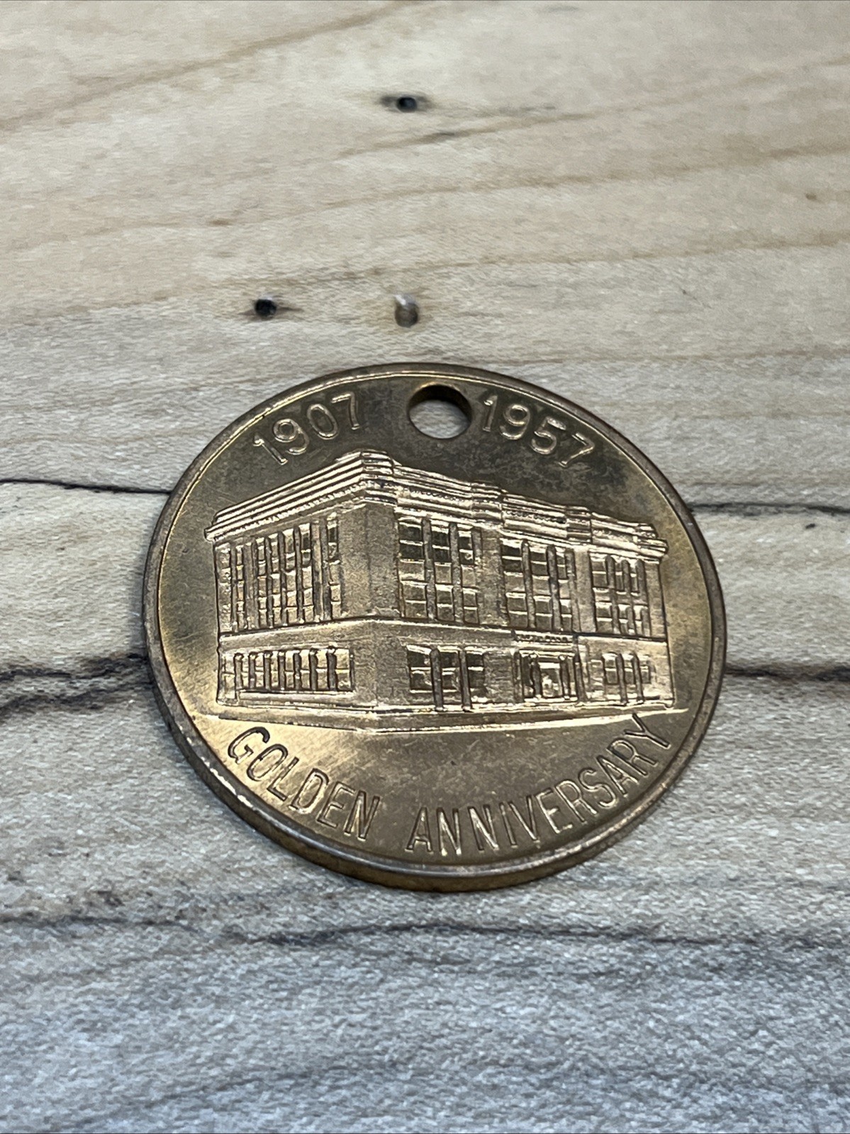 1957 Floyd County Bank New Albany., Ind. Key Fob  *B965