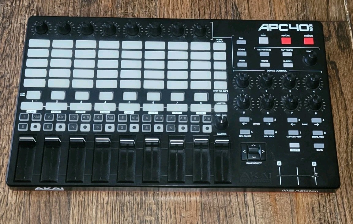 Akai Professional APC40 MKII Ableton Live Performance Controller