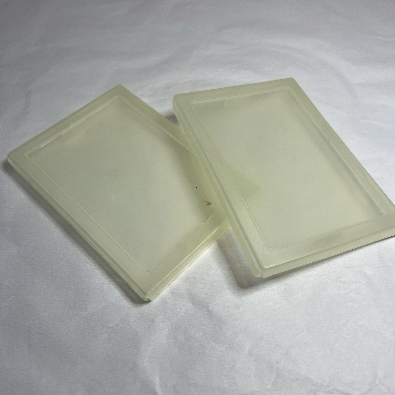 3.5x5” Single wafer carrier Lot of 2 Square plastic containers Vintage